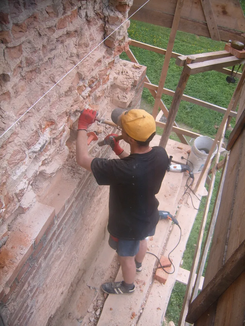 Контрфорсы Брамной башни