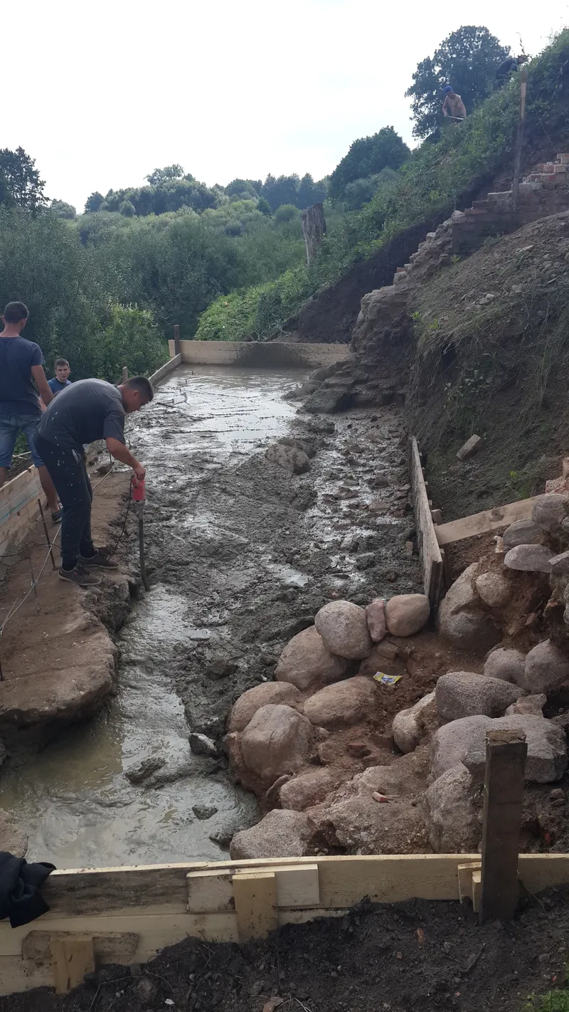 Территория замка