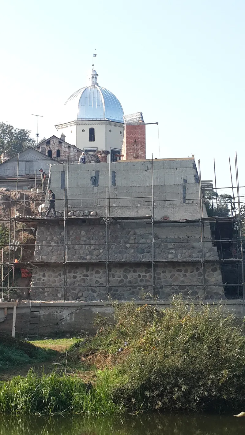 Территория замка