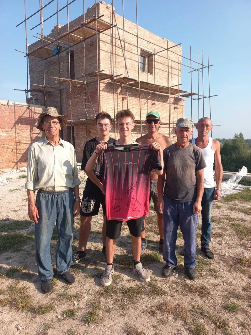 Территория замка