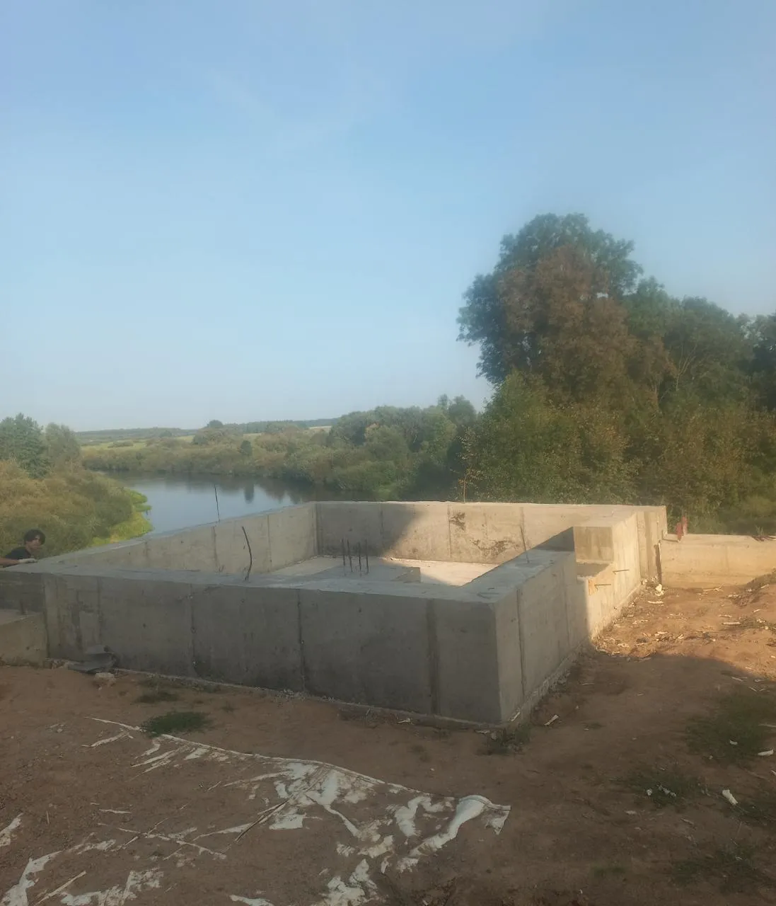 Восточная, цоколь с армированной плитой 300 мм