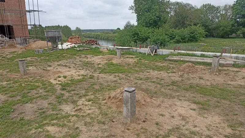 Фундамент столбов для сборки купола